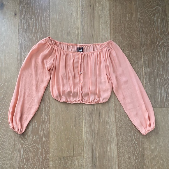 Reformation STUNNING crop top, XS, peach color - Picture 3 of 7